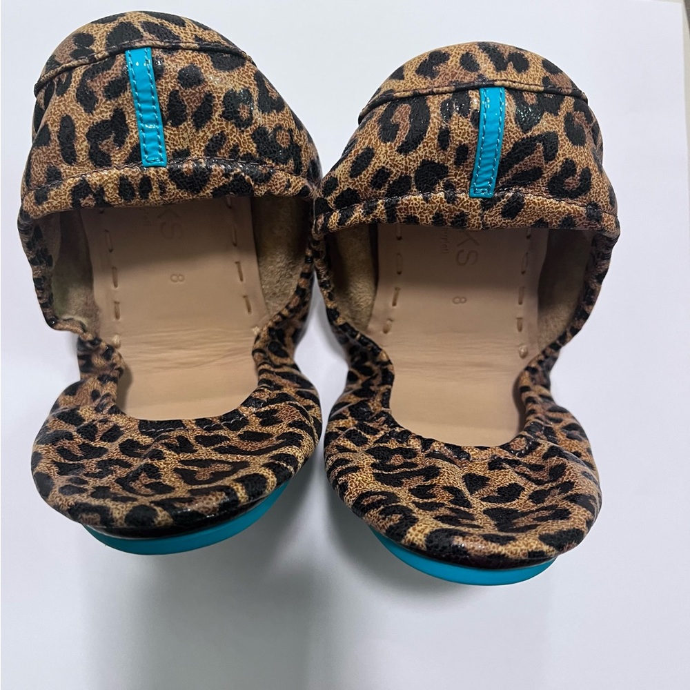 COPY - No flaws leopard tieks sz 8